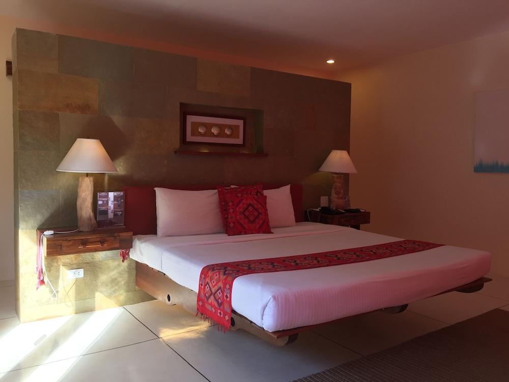 image 2 at Bluewater Panglao Beach Resort by Sitio Daurong, Danao Panglao Bohol 6340 Philippines