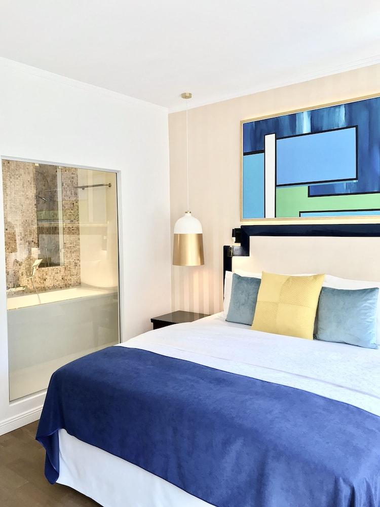 image 3 at MONDRIAN Luxury Suites UNESCO Old Town by Rynek Starego Miasta 5/7 Warsaw 00-272 Poland