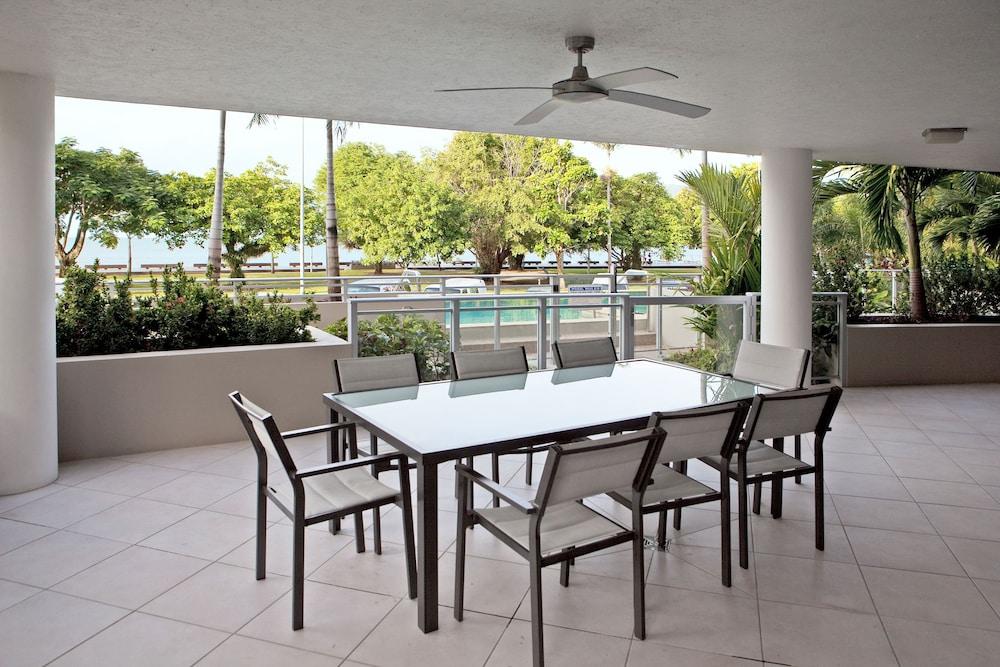 image 9 at Vision Apartments by 125-129 The Esplanade Cairns QLD Queensland 4870 Australia