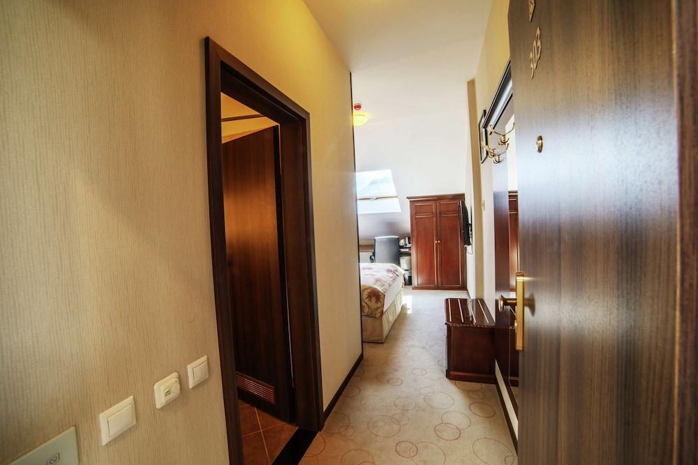 image 1 at DoubleTree by Hilton Hotel Sighisoara - Cavaler by Strada Consiliul Europei 6 Sighisoara 545400 Romania