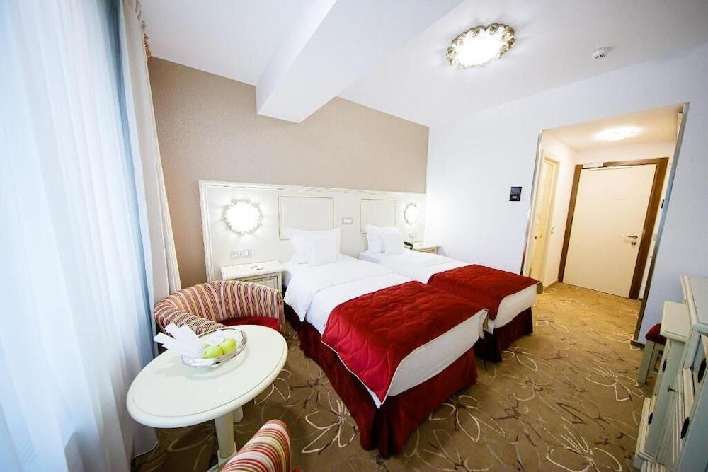 image 1 at Pleiada Boutique Hotel And Spa by Soseaua Bucium 18B Iasi 700282 Romania