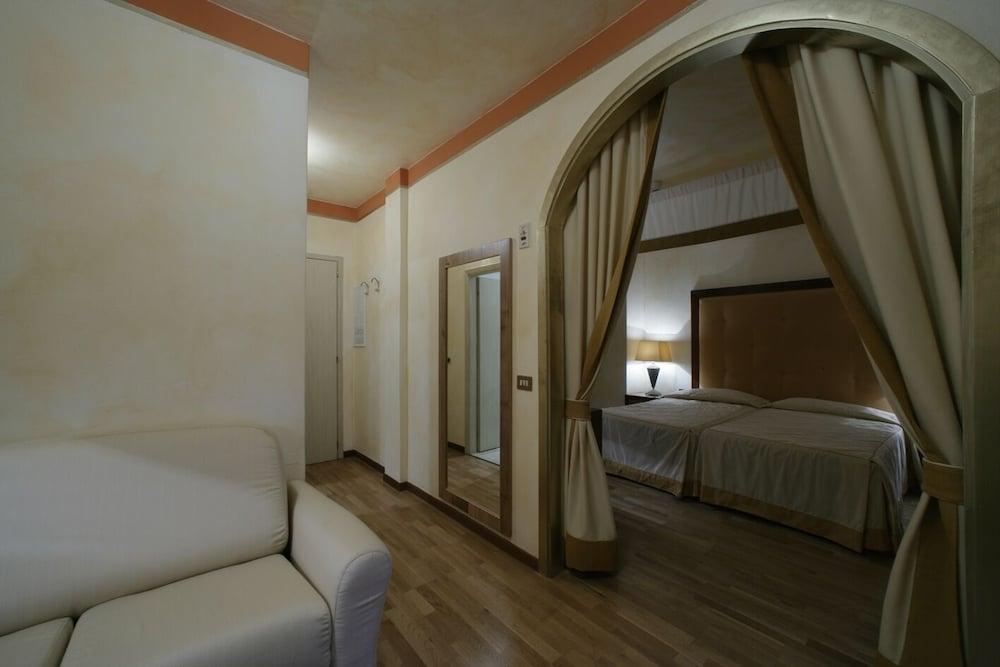 image 2 at Hotel Greif by Arco del Grecale, 25 Loc. Pineta Lignano Sabbiadoro UD 33054 Italy