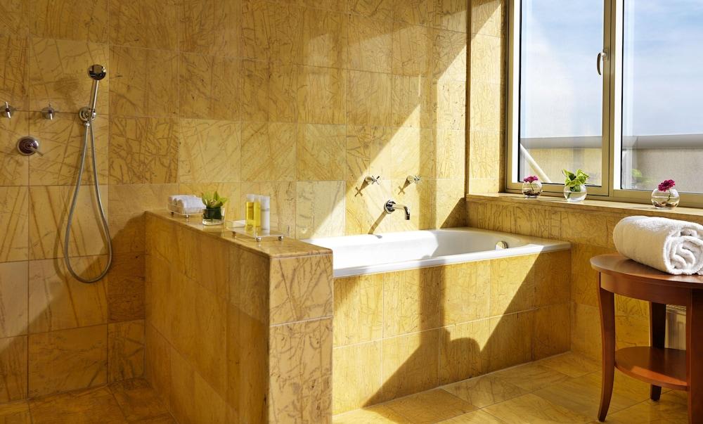 image 5 at Regent Warsaw Hotel by Belwederska 23 Warsaw Masovia 00-761 Poland