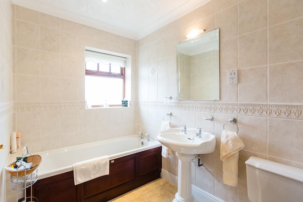 image 5 at Ael Y Bryn Bed and Breakfast by Eglwyswrw Crymych Wales SA41 3UL United Kingdom
