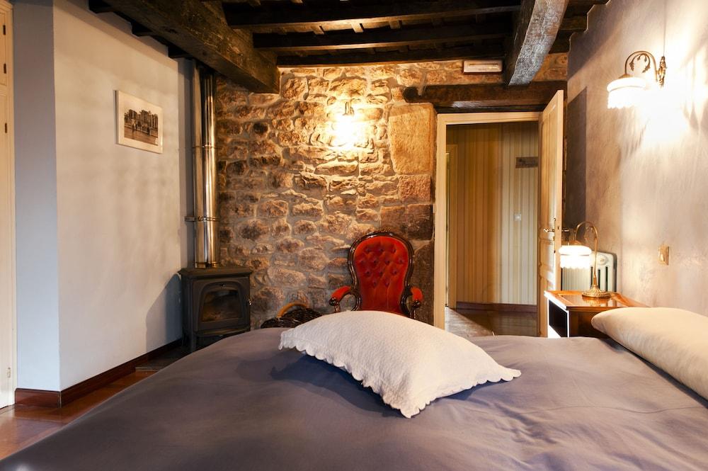 La Casa De La Bruja Cantabria