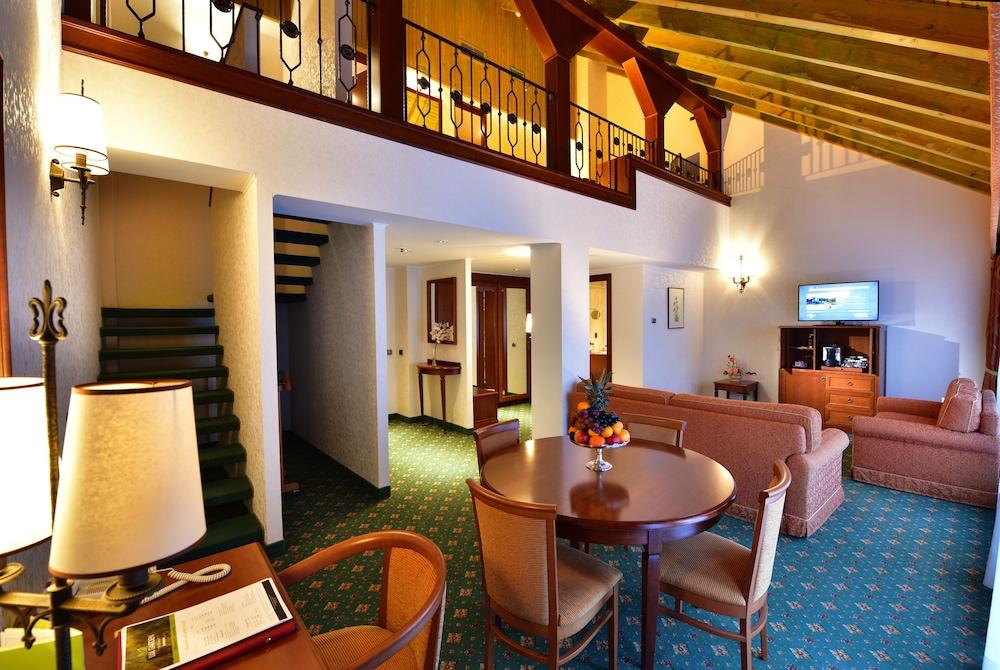image 3 at Lux Garden Hotel by 10 Sorica St. Azuga 105100 Romania