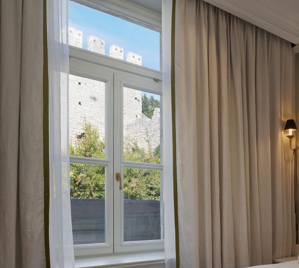 image 5 at Palace Elisabeth, Hvar Heritage Hotel by Trg Sv. Stjepana 5 Hvar 21450 Croatia