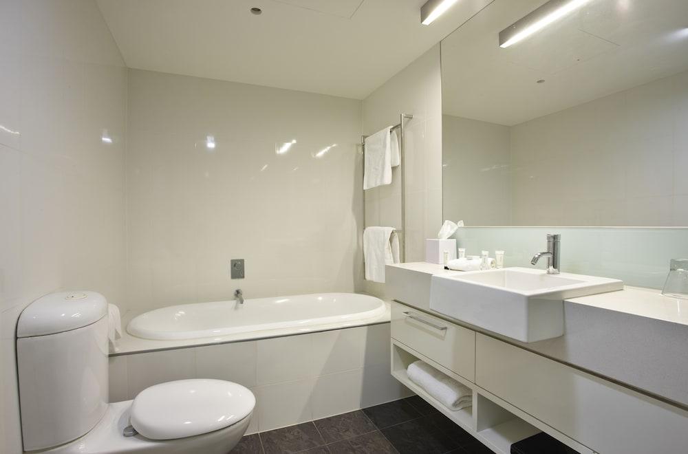 image 5 at East Perth Suites Hotel by 60 Royal Street East Perth WA Western Australia 6004 Australia