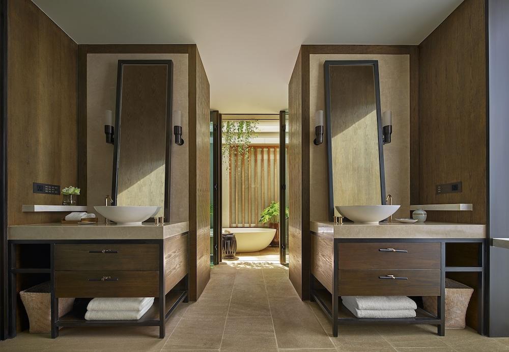 image 8 at Rosewood Phuket by 88/28 Muen-Ngern Road, Tri-Trang Beach Patong Phuket 83150 Thailand
