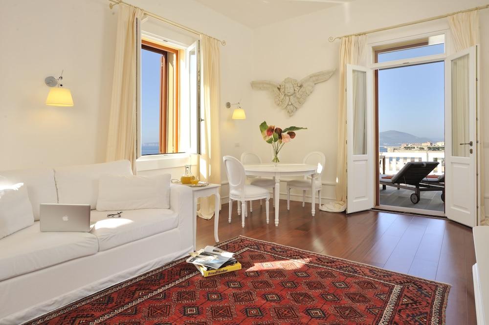 image 2 at Villa Las Tronas Hotel & Spa by Lungomare Valencia 1 Alghero SS 7041 Italy