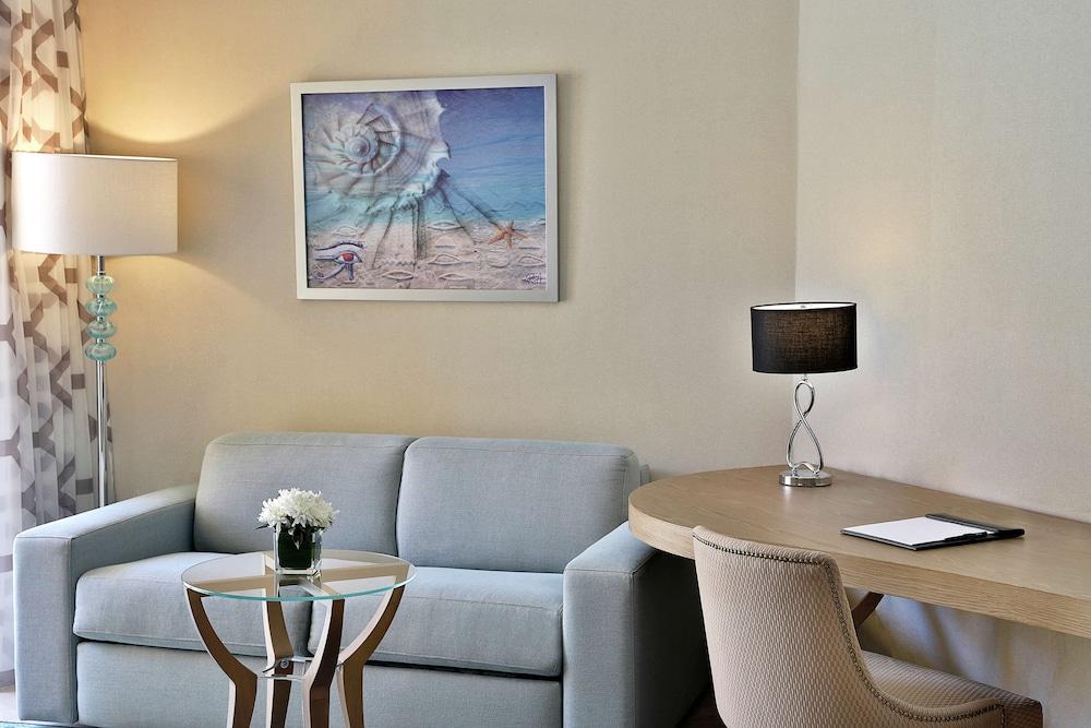 image 2 at Hilton Hurghada Plaza by Gabal El Hareem Main Street Hurghada Red Sea Governorate Egypt