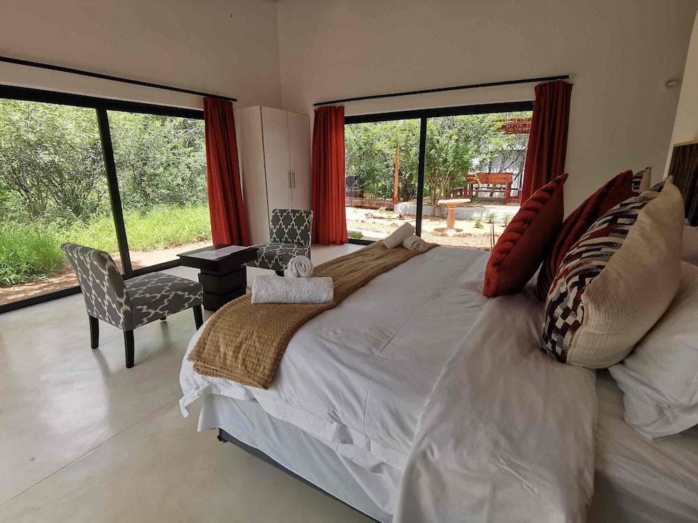 Gem in the bush lodge, Hoedspruit - Luxury Escapes KR