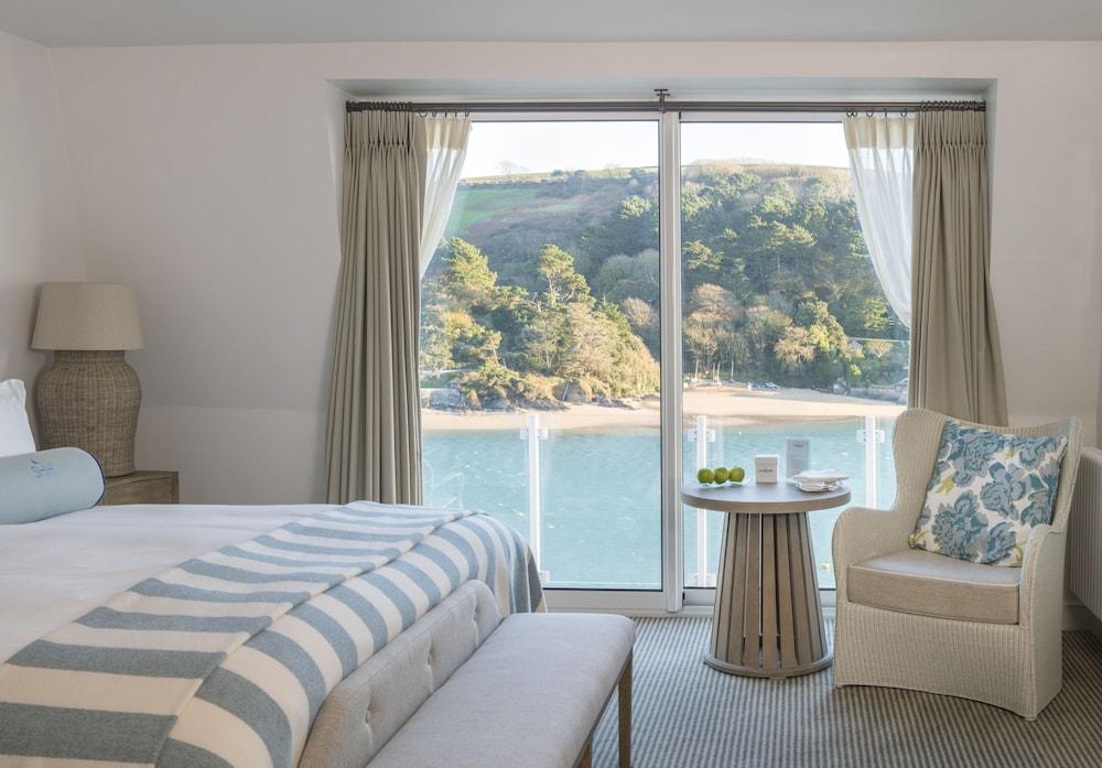 image 3 at Harbour Hotel Salcombe by Cliff Road Salcombe England TQ8 8JH United Kingdom