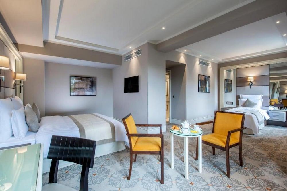 image 2 at Ambassadori Hotel Tbilisi by 17 Shavteli Street Tbilisi 0105 Georgia