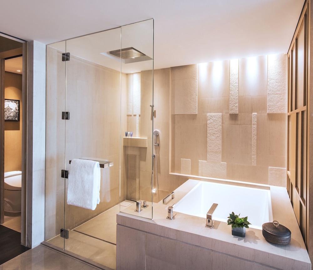 image 3 at Park Hyatt Beijing by 2 Jianguomenwai Street Chaoyang District Beijing Beijing 100022 China