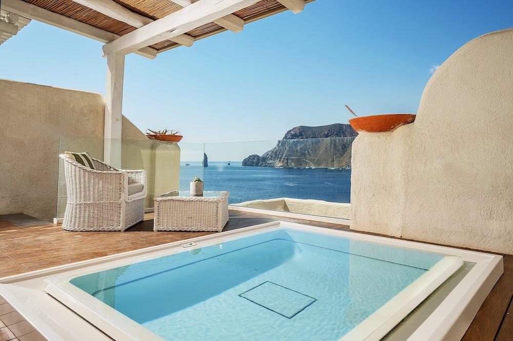 image 3 at Therasia Resort Sea & Spa by Localita' Vulcanello Vulcano Lipari ME 98050 Italy