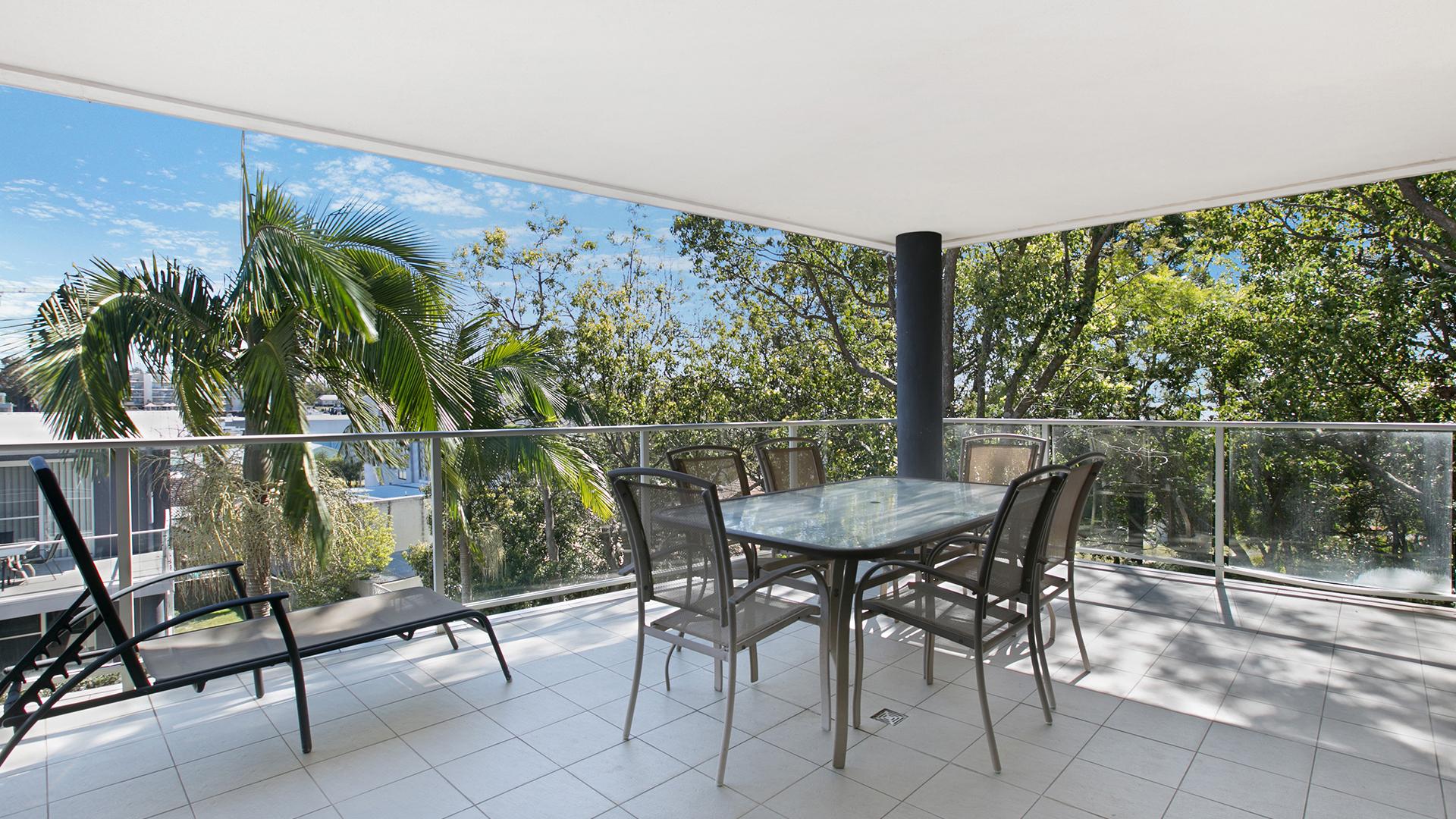 Coastal Apartment Stay in the Heart of Port Stephens, Nelson Bay, New ...