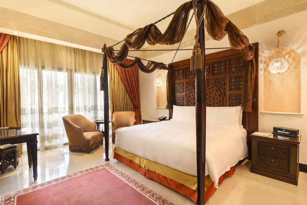 image 2 at Sharq Village & Spa, a Ritz-Carlton Hotel by Ras Abu Aboud Street Post Office Box 26662 Doha 26662 Qatar