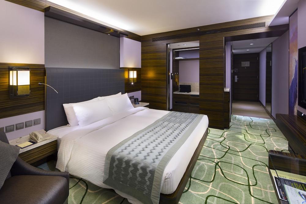 image 1 at New World Millennium Hong Kong Hotel by 72 Mody Road Tsim Sha Tsui East Kowloon Hong Kong