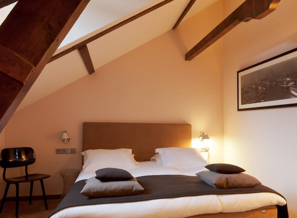 image 1 at Suite Hotel Pincoffs Rotterdam by Stieltjesstraat 34 Rotterdam 3071 JX Netherlands