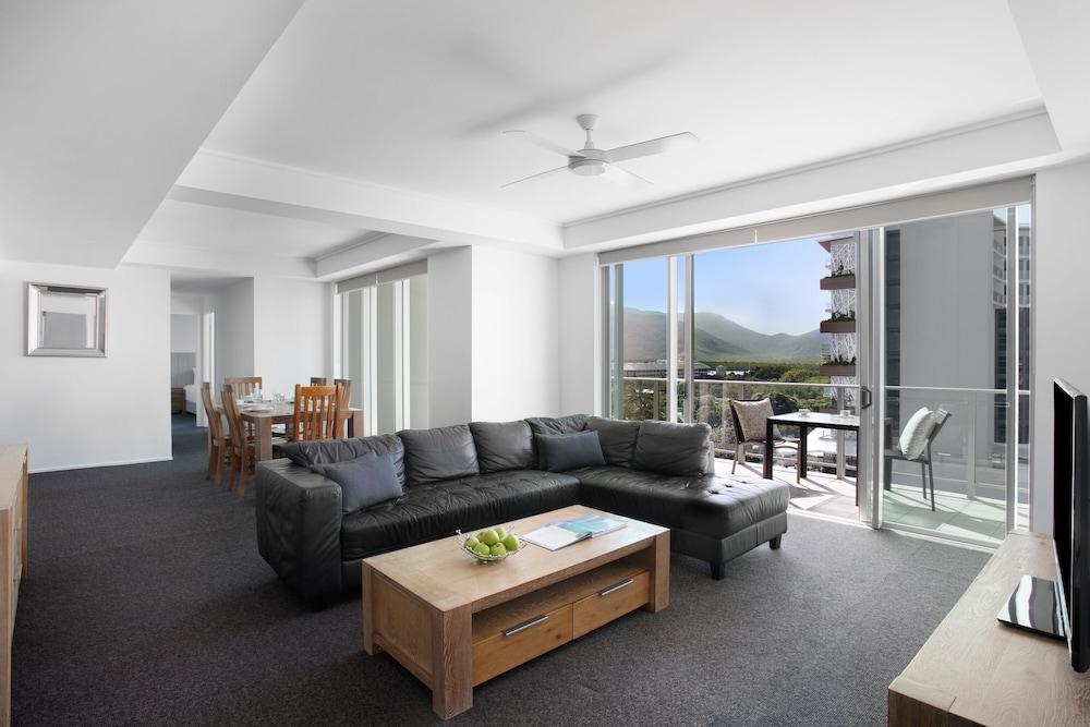 image 1 at Mantra Trilogy by 101 - 105 The Esplanade Cairns QLD Queensland 4870 Australia