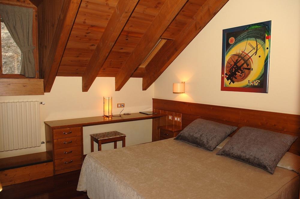 image 2 at Hotel Spa Riberies by Cami De Riberies S/N Llavorsi 25595 Spain