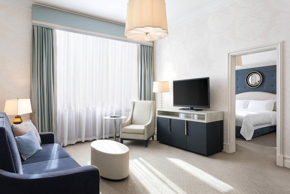 image 4 at Hotel Bristol, A Luxury Collection Hotel, Warsaw by Krakowskie Przedmiescie 42-44 Warsaw Masovia 00-325 Poland