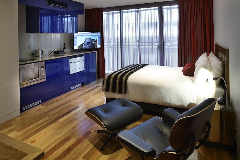 image 2 at Salamanca Wharf Hotel by 17a Castray Esplanade Battery Point TAS Tasmania 7004 Australia