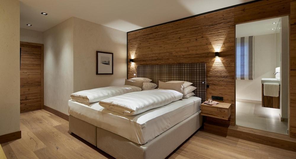 image 1 at Arlberg Hospiz Chalet Suiten by Hnr 118 Sankt Anton am Arlberg Tirol 6580 Austria
