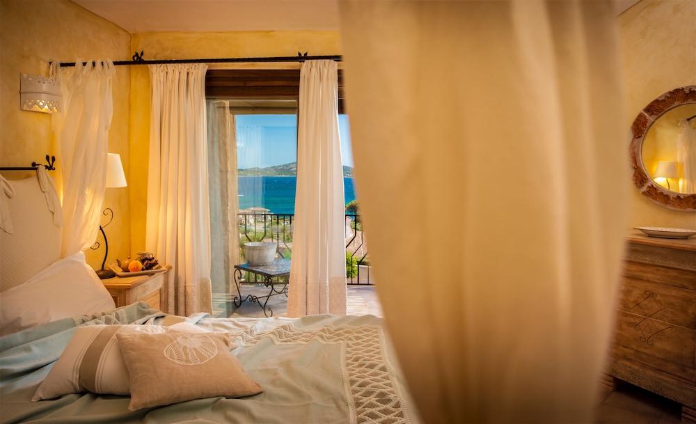 image 1 at Villa del Golfo Lifestyle Resort by Loc. La Conia Cannigione Arzachena OT 7021 Italy