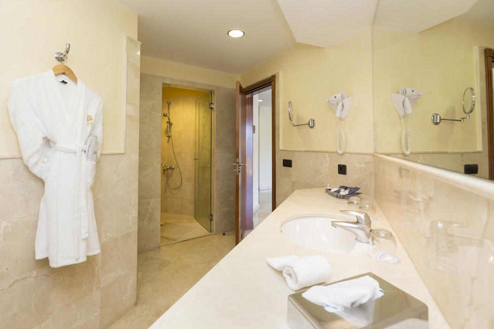 image 9 at Gloria Palace Royal Hotel & Spa by Tamara, 1. Playa de Amadores Mogan Gran Canaria 35130 Spain