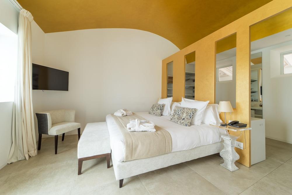 image 9 at Hotel Le Calette by Via Vincenzo Cavallaro, 12 Cefalù PA 90015 Italy