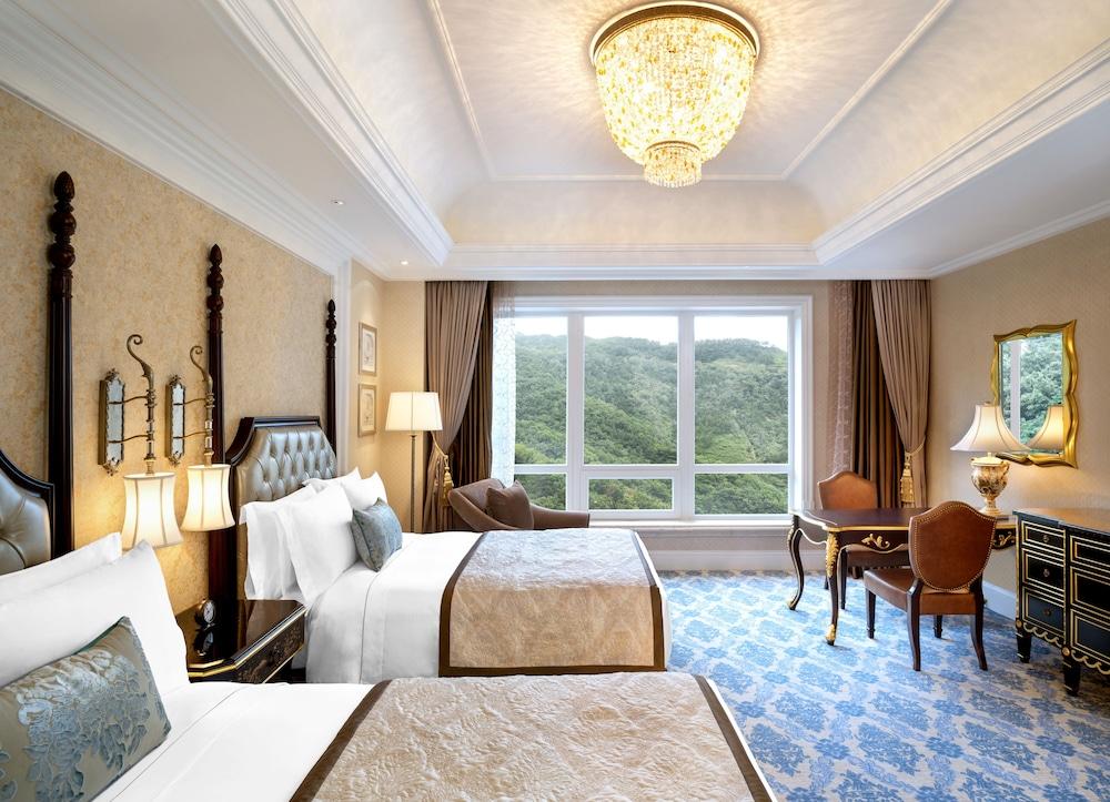 image 1 at The Castle Hotel, a Luxury Collection Hotel, Dalian by No. 600 Binhai West Road Shahekou District Dalian Liaoning 116001 China