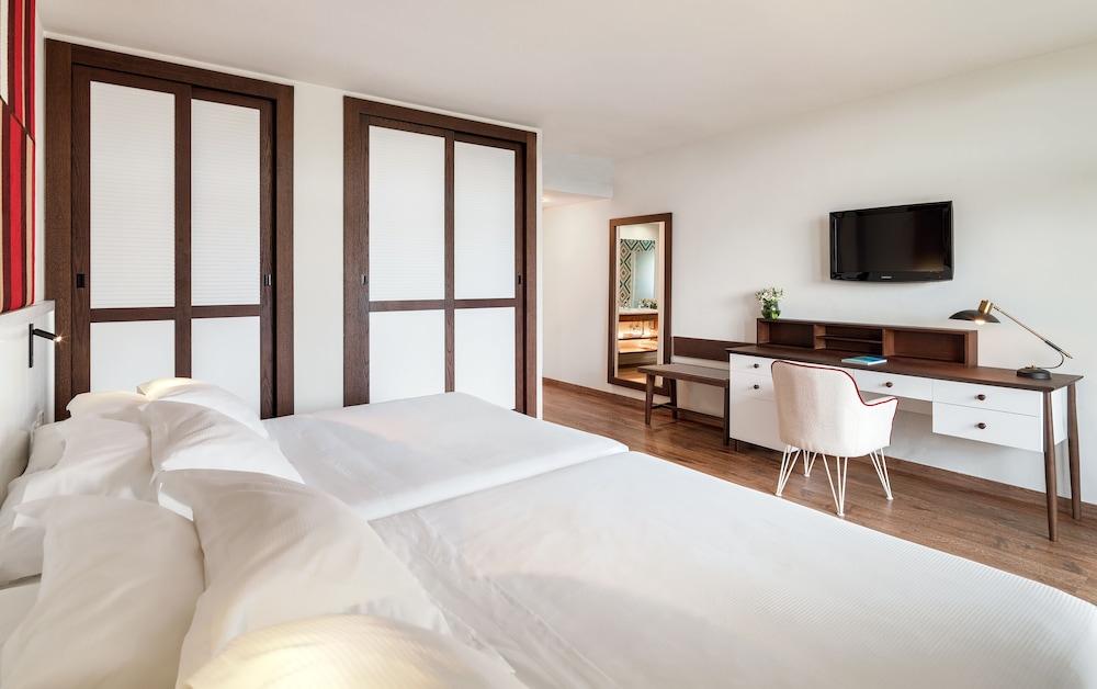 image 3 at H10 Salou Princess by Av. Principat d Andorra, 15 Salou 43840 Spain