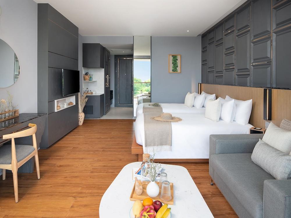 image 2 at Wyndham Grand Nai Harn Beach Phuket by 15/328 Moo.1 Soi Naya Nai Harn Beach, Muang Rawai Phuket 83130 Thailand