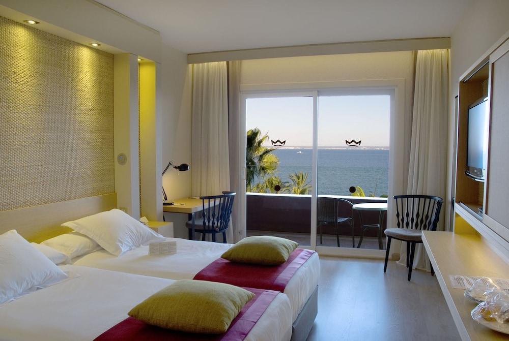 image 1 at Hotel Palace Bonanza Playa & Spa by Paseo de Illetas s/n Illetas Calvia Mallorca 7181 Spain
