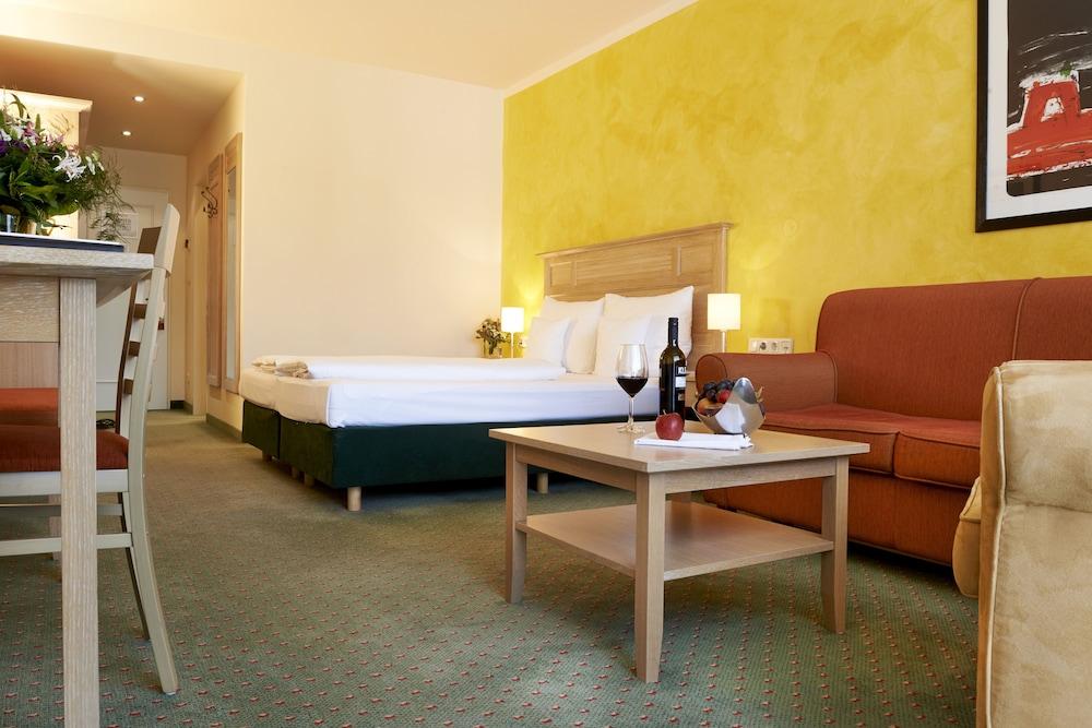 image 1 at Das Hotel Eden Seefeld by Münchner Straße 136 Seefeld in Tirol Tirol 6100 Austria