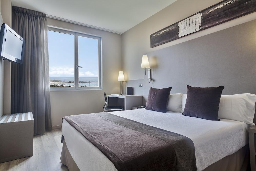 image 2 at Hotel Best Front Maritim by Paseo de Garcia Faria, 69 Barcelona 08019 Spain