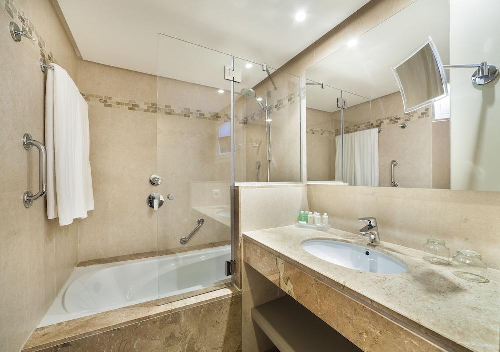 image 4 at Insotel Tarida Beach Resort & SPA - All inclusive by C/ La Morena s/n Sant Josep de sa Talaia Ibiza 7830 Spain