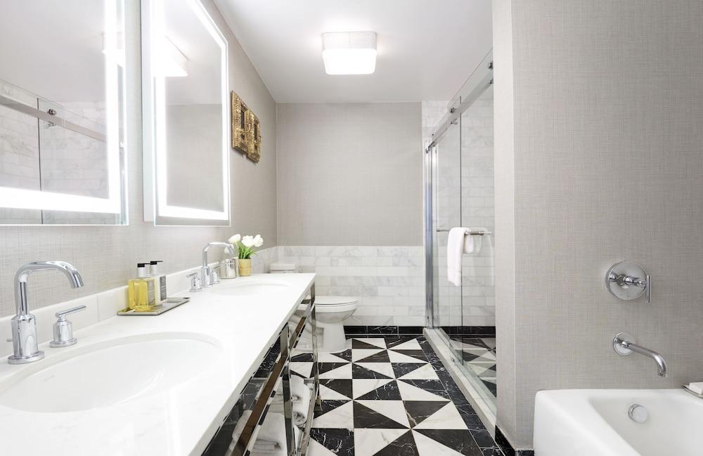 image 9 at Chamberlain West Hollywood by 1000 Westmount Dr West Hollywood CA California 90069 United States