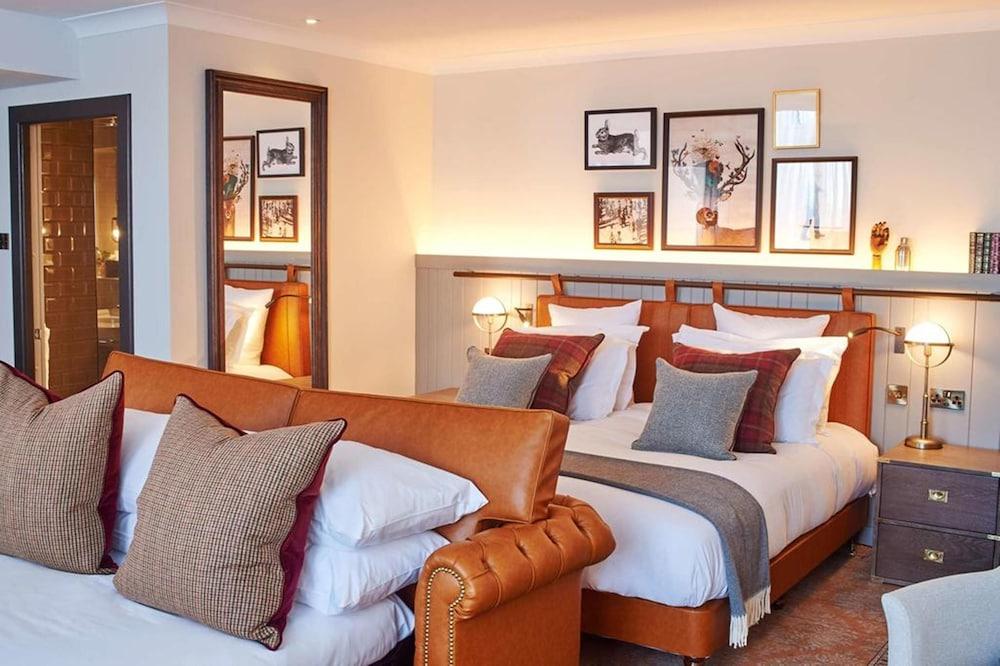 image 2 at Kimpton Charlotte Square Hotel, an IHG Hotel by 38 Charlotte Square Edinburgh Scotland EH2 4HQ United Kingdom