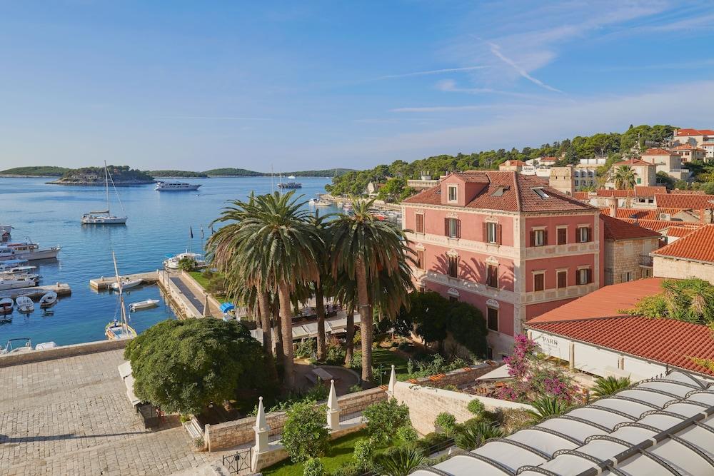 image 9 at Palace Elisabeth, Hvar Heritage Hotel by Trg Sv. Stjepana 5 Hvar 21450 Croatia