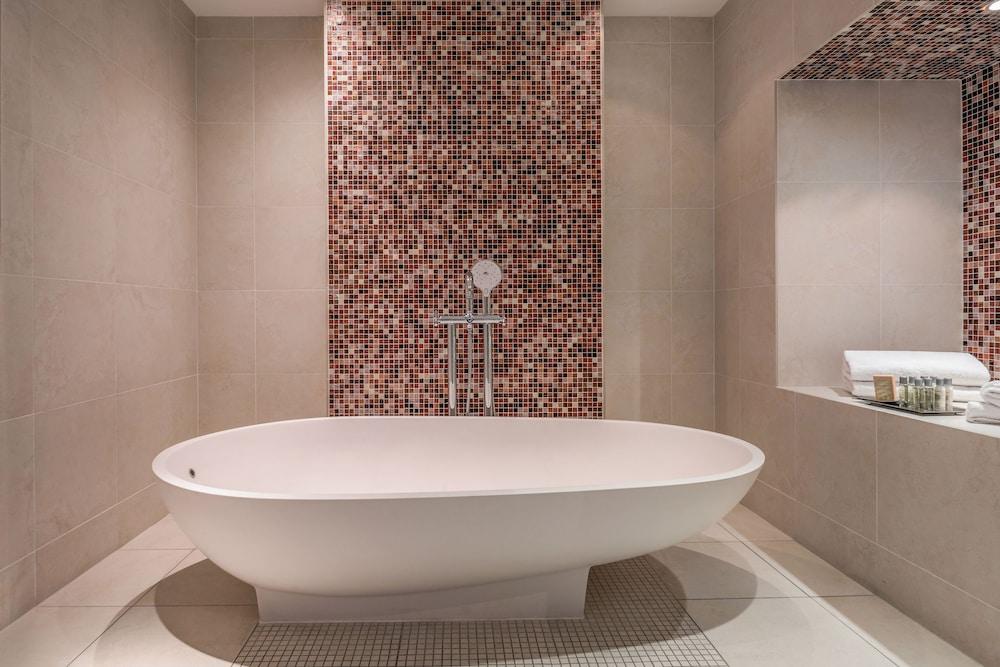 image 7 at Hilton Evian-les-Bains by Qual Paul Leger Evian-les-Bains 74500 France
