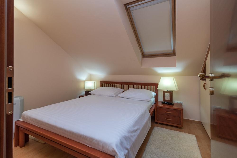 image 1 at Hotel Trogir Palace by Put gradine 8 Trogir 21220 Croatia