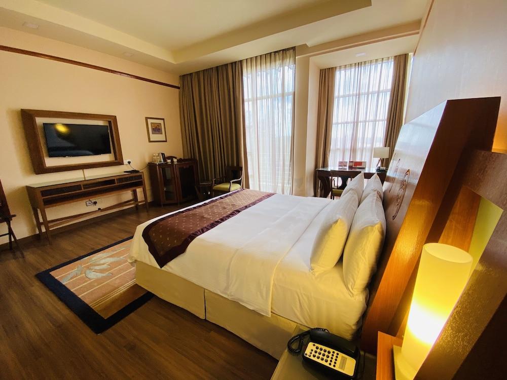 image 1 at PULSE GRANDE Hotel by Taman Putra Perdana Presint 1 Putrajaya 62000 Malaysia