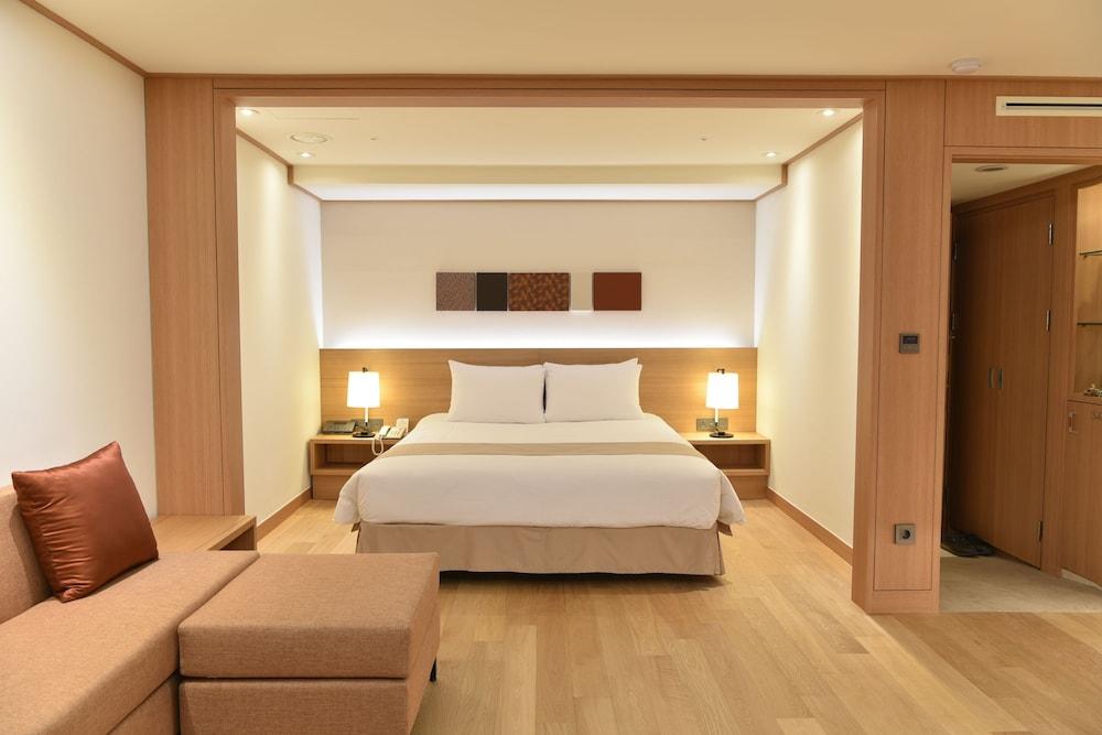 image 1 at Pacific Hotel by 2, Toegye-ro 20-gil, Jung-gu Seoul 04631 South Korea