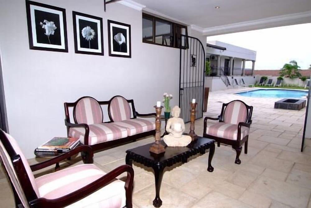 image 2 at Sanchia Luxury Guesthouse by 24 Savell Avenue, Glenashley Durban North KwaZulu-Natal 4051 South Africa