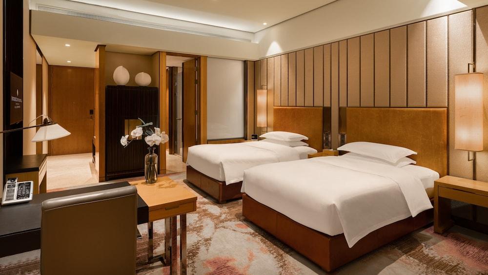 image 1 at Intercontinental Changsha, an IHG Hotel by 1500 Xiangjiang North Road Changsha Hunan 410000 China