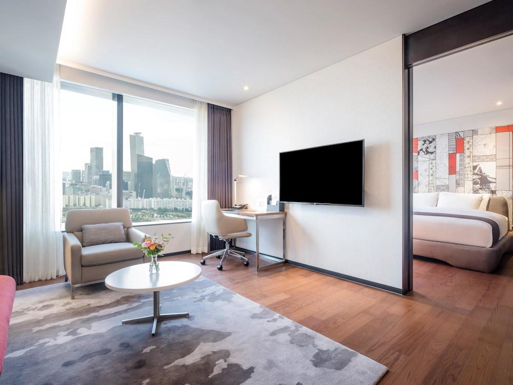 image 1 at Novotel Ambassador Seoul Yongsan - Seoul Dragon City by 95, Cheongpa-ro 20-gil, Yongsan-gu Seoul 04372 South Korea