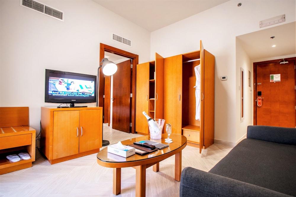 image 1 at BM Acacia Hotel and Apartments by Al Jazira al Hamra Ras Al Khaimah 35757 United Arab Emirates